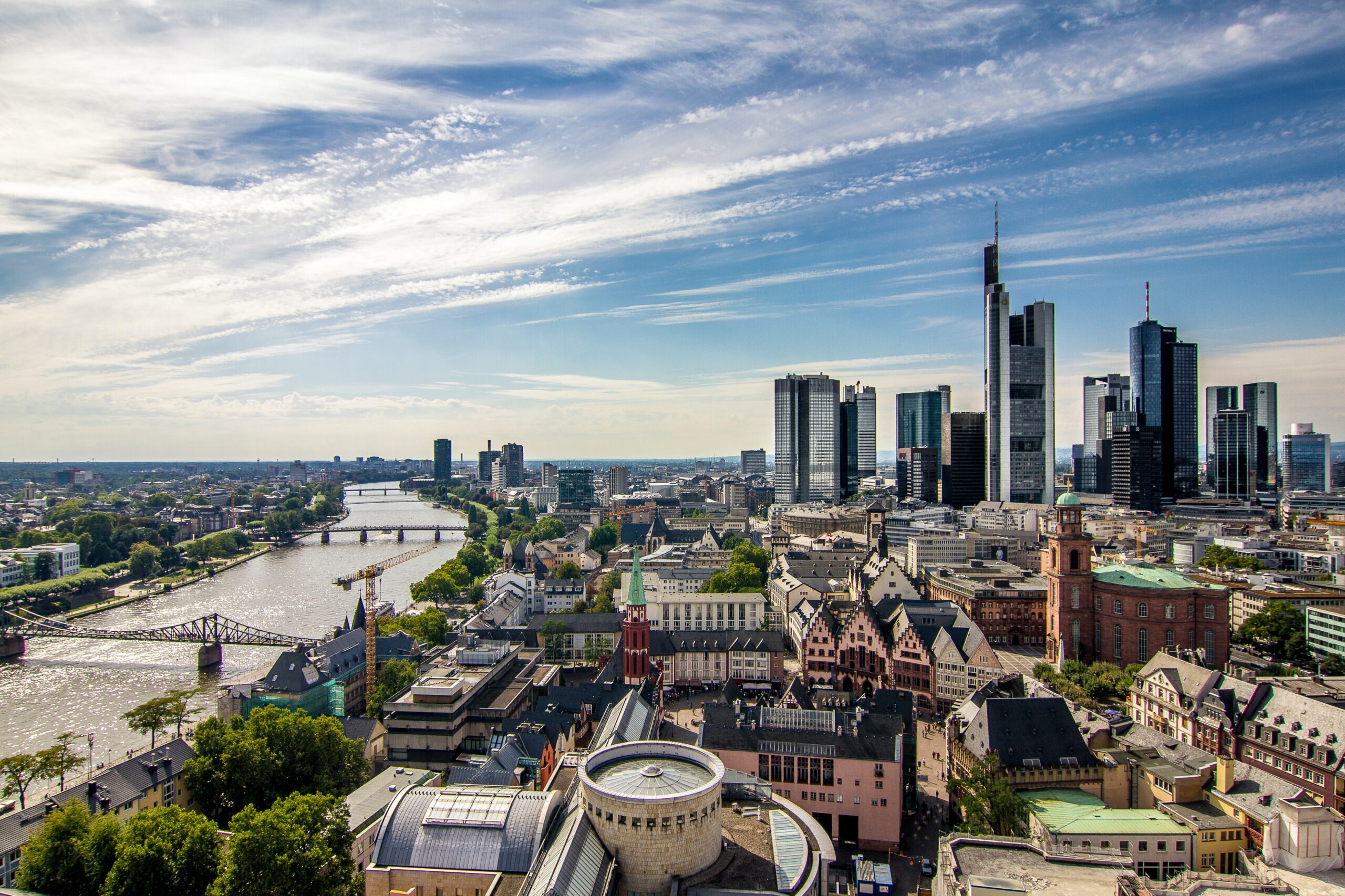 переехать в германию